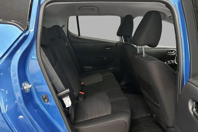 2020 NISSAN LEAF - 17