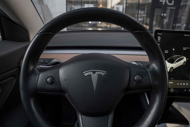 2019 TESLA MODEL 3 - 11