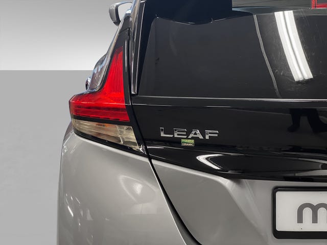 2020 NISSAN LEAF - 7