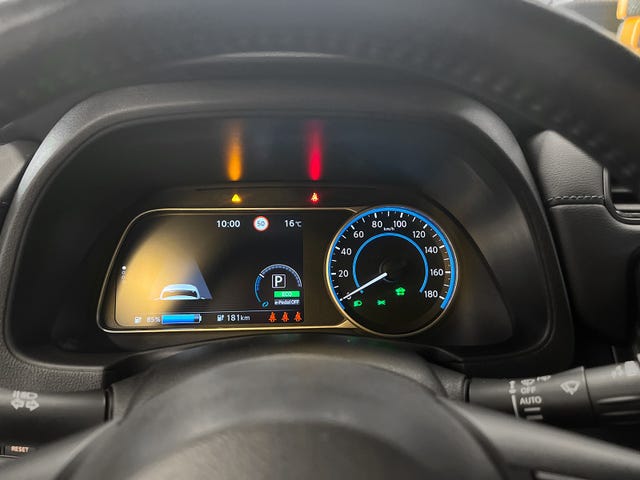 2020 NISSAN LEAF - 22