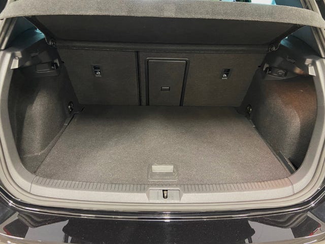 2019 VOLKSWAGEN GOLF - 11