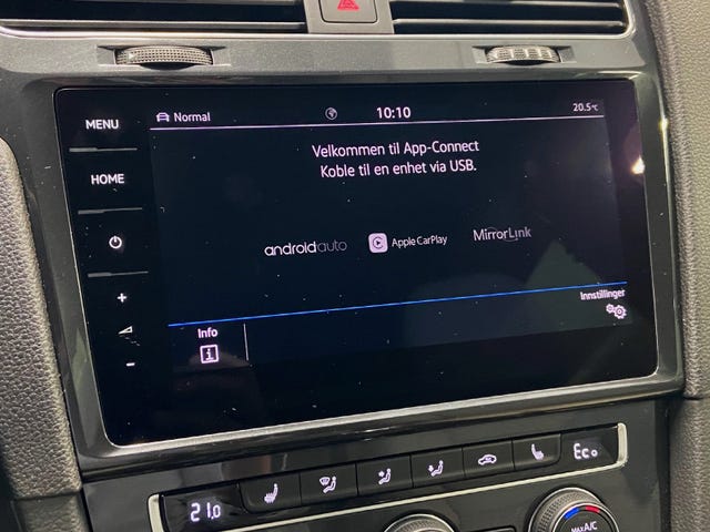2019 VOLKSWAGEN GOLF - 17
