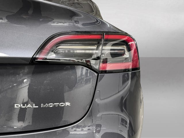 2019 TESLA MODEL 3 - 34