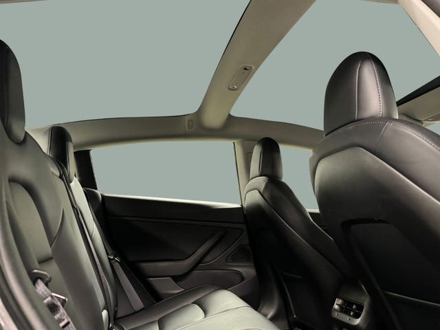 2019 TESLA MODEL 3 - 22