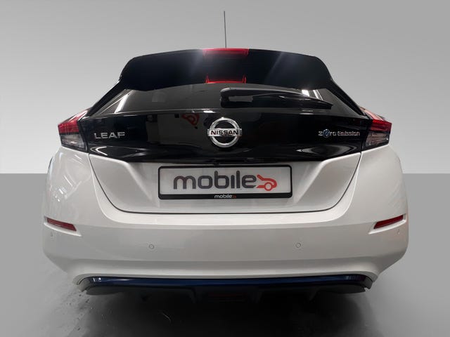 2020 NISSAN LEAF - 11