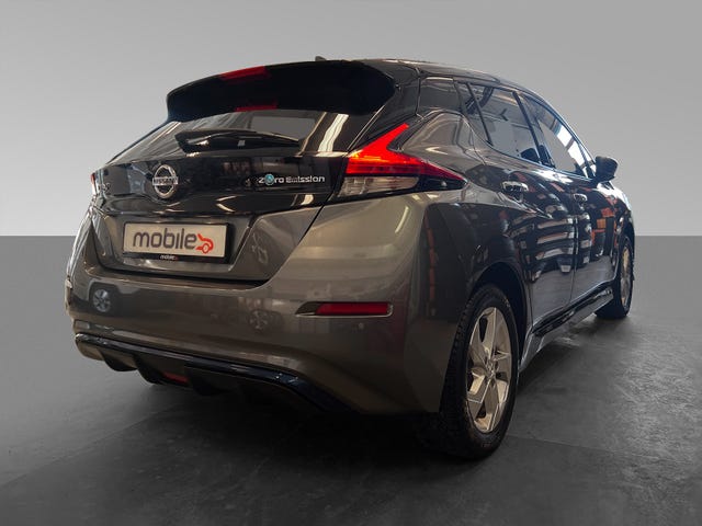 2021 NISSAN LEAF - 10