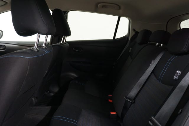 2018 NISSAN LEAF - 12