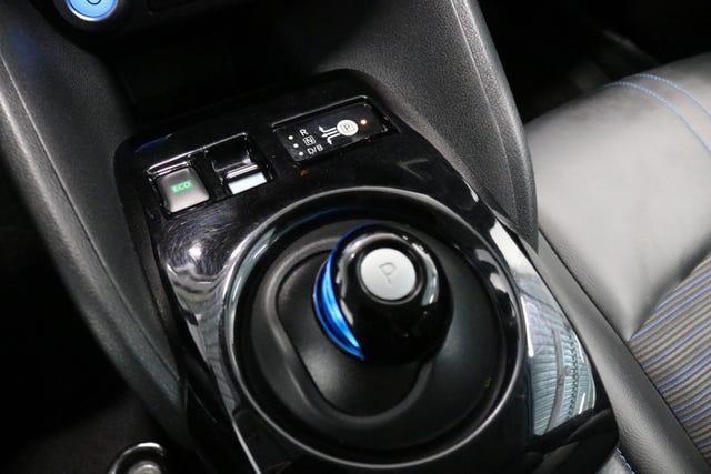 2021 NISSAN LEAF - 41