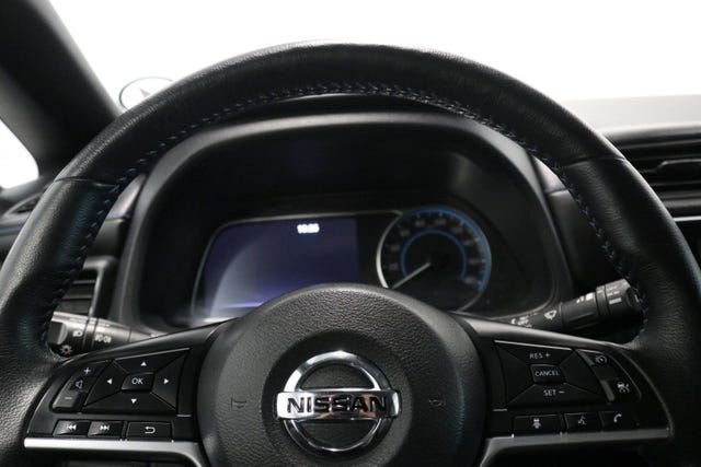 2021 NISSAN LEAF - 30