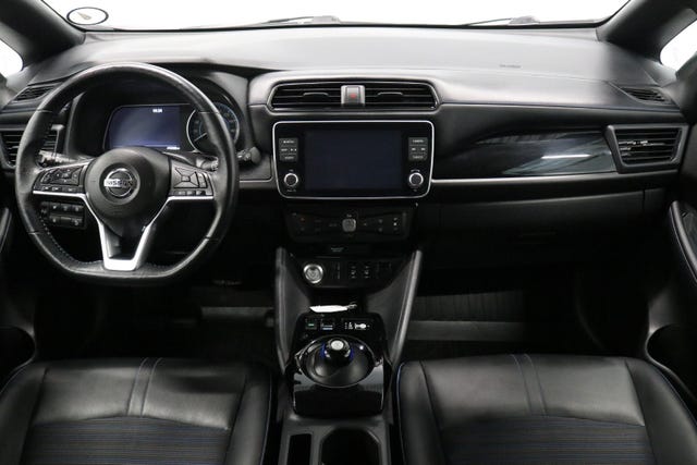 2021 NISSAN LEAF - 21