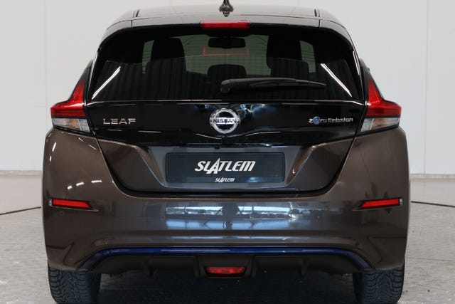 2021 NISSAN LEAF - 10