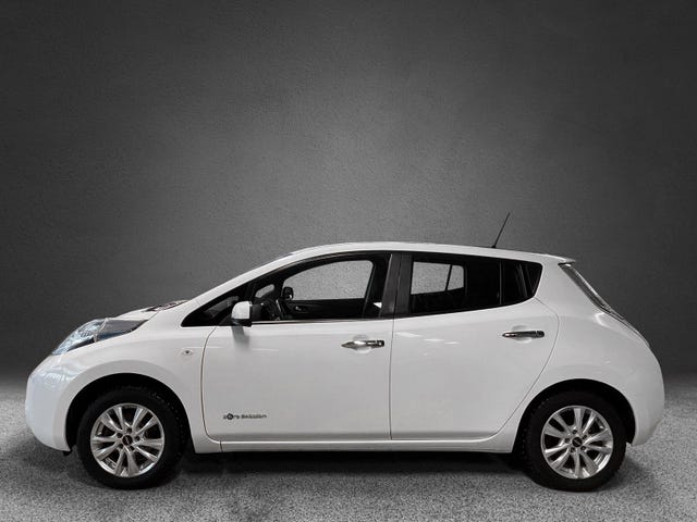 SJNFAAZE0U6074863 2018 NISSAN LEAF-2