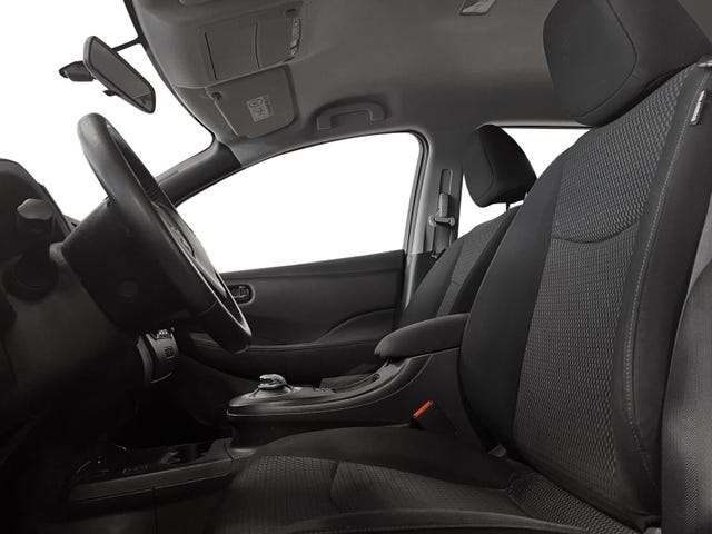 2018 NISSAN LEAF - 15
