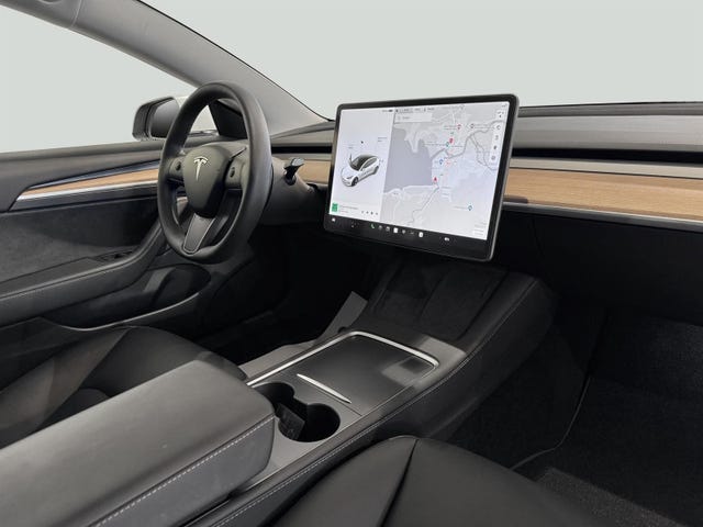 2021 TESLA MODEL 3 - 31