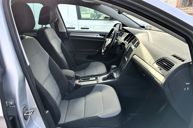 2015 VOLKSWAGEN GOLF - 14