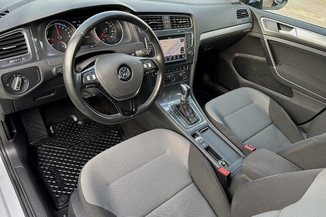 2015 VOLKSWAGEN GOLF - 9