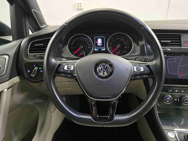 2018 VOLKSWAGEN GOLF - 19