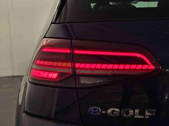 2018 VOLKSWAGEN GOLF - 8