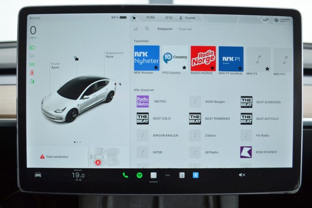 2021 TESLA MODEL 3 - 26