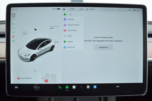 2021 TESLA MODEL 3 - 25
