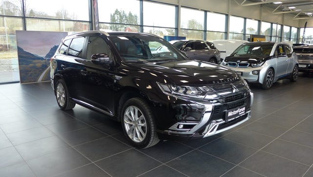 2020 MITSUBISHI OUTLANDER - 9