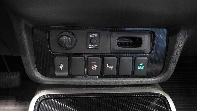2020 MITSUBISHI OUTLANDER - 25