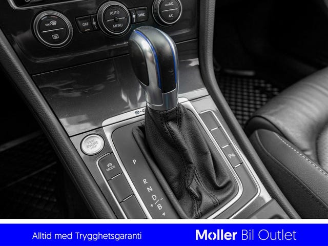 2019 VOLKSWAGEN GOLF - 18