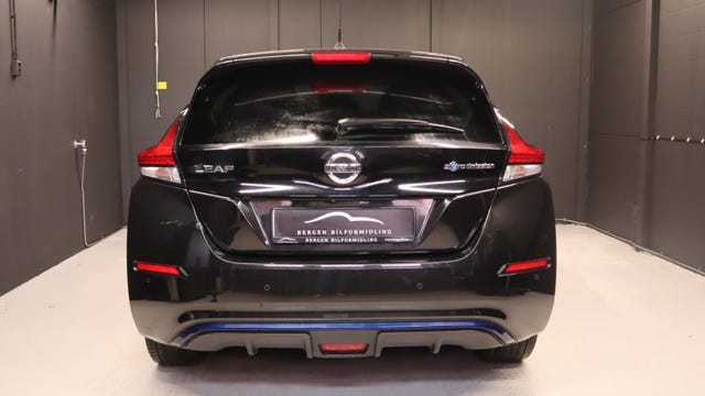 SJNFAAZE1U0015843 2018 NISSAN LEAF-4