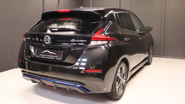 SJNFAAZE1U0015843 2018 NISSAN LEAF-5