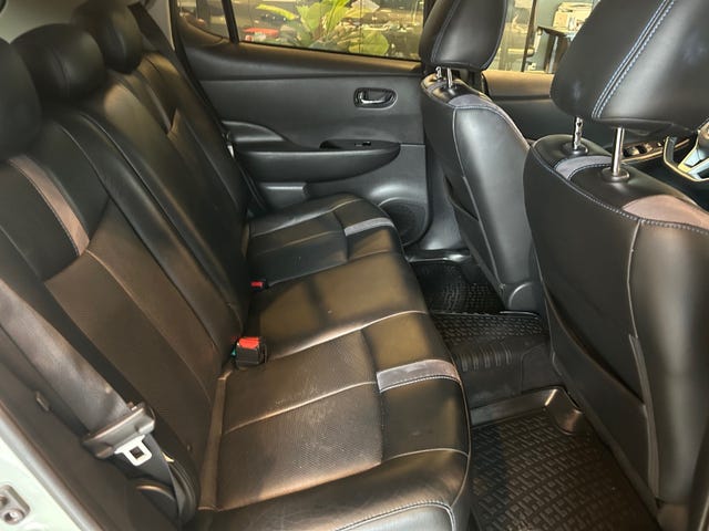 2018 NISSAN LEAF - 37