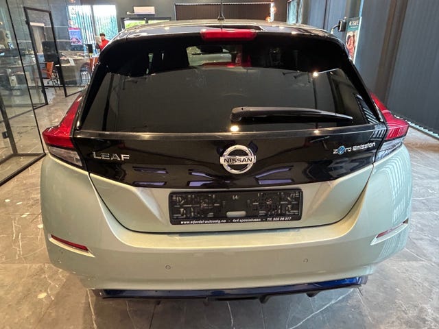 2018 NISSAN LEAF - 41