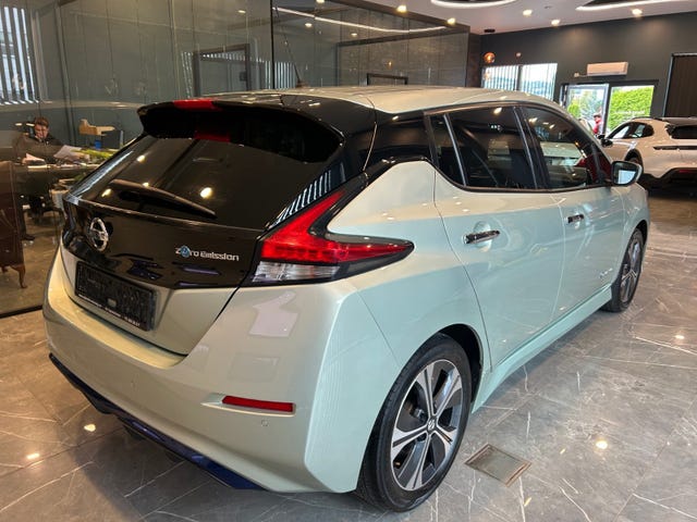 SJNFAAZE1U0017281 2018 NISSAN LEAF-5