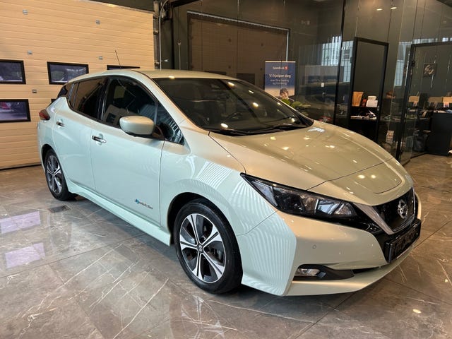 SJNFAAZE1U0017281 2018 NISSAN LEAF-4