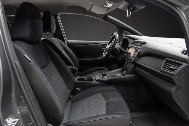 2021 NISSAN LEAF - 12