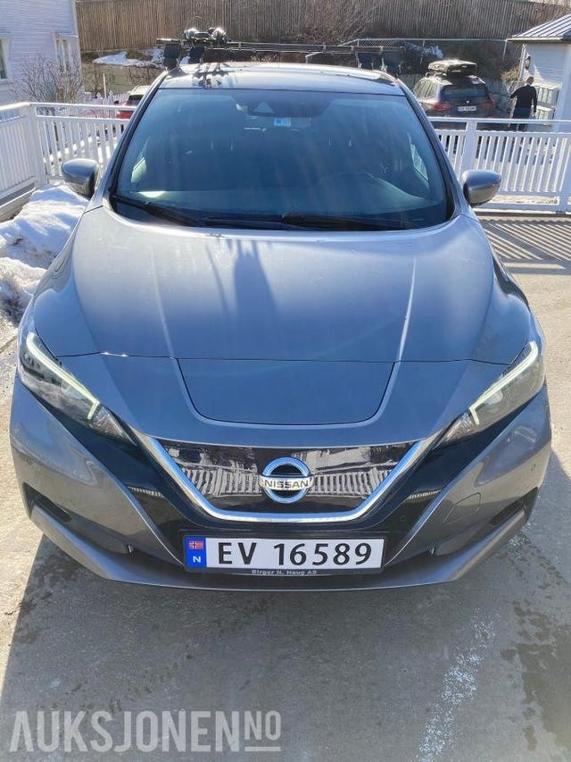 SJNFAAZE1U0028616 2018 NISSAN LEAF-3