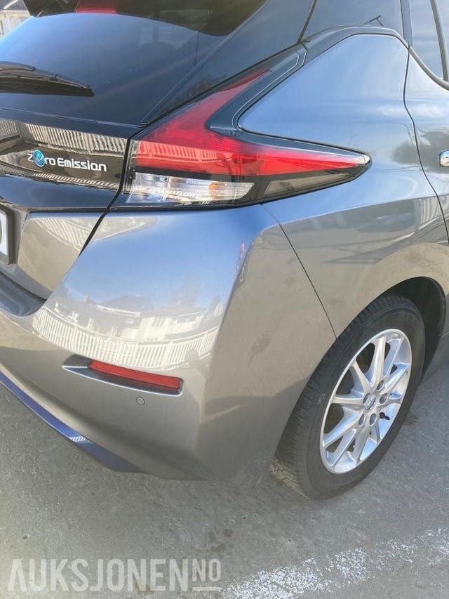 2018 NISSAN LEAF - 11