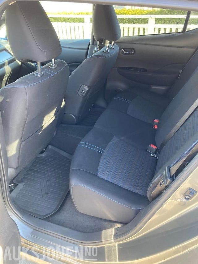 2018 NISSAN LEAF - 9