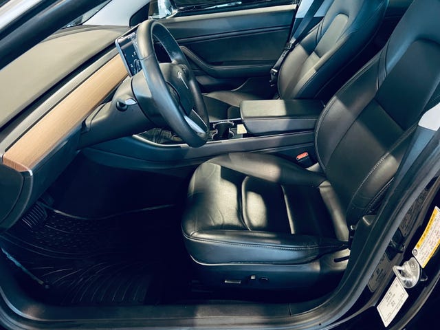 5YJ3E7EAXKF372829 2019 TESLA MODEL 3-4