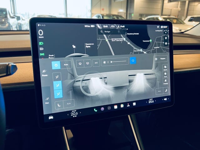 2019 TESLA MODEL 3 - 12