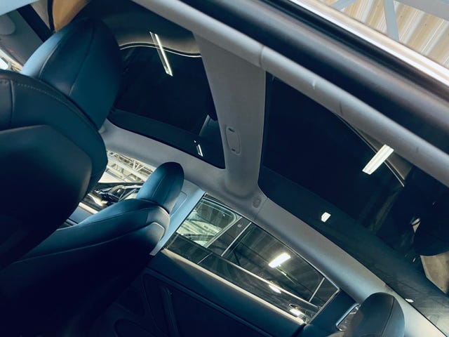 2019 TESLA MODEL 3 - 8