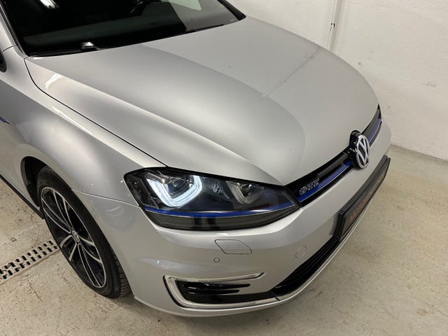 2015 VOLKSWAGEN GOLF - 12