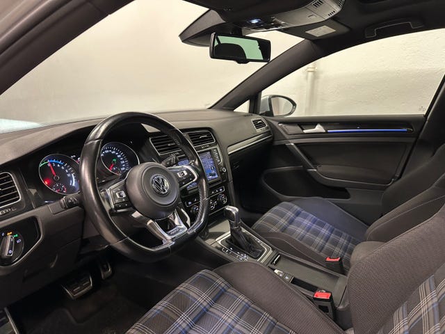 2015 VOLKSWAGEN GOLF - 15