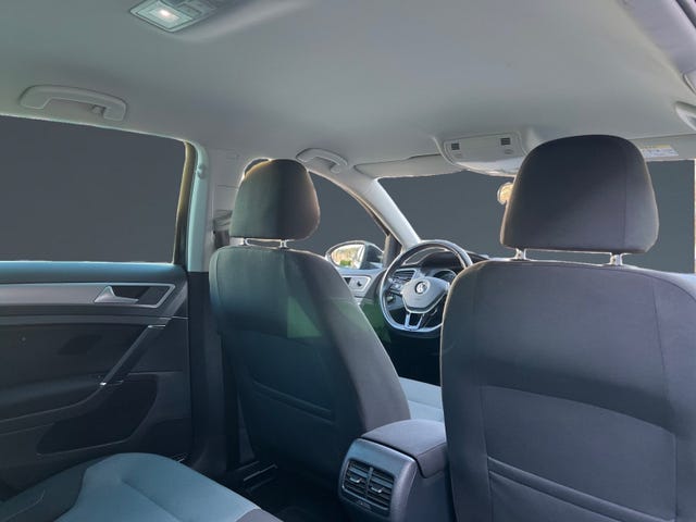 2015 VOLKSWAGEN GOLF - 30