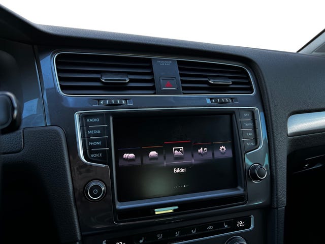2015 VOLKSWAGEN GOLF - 21