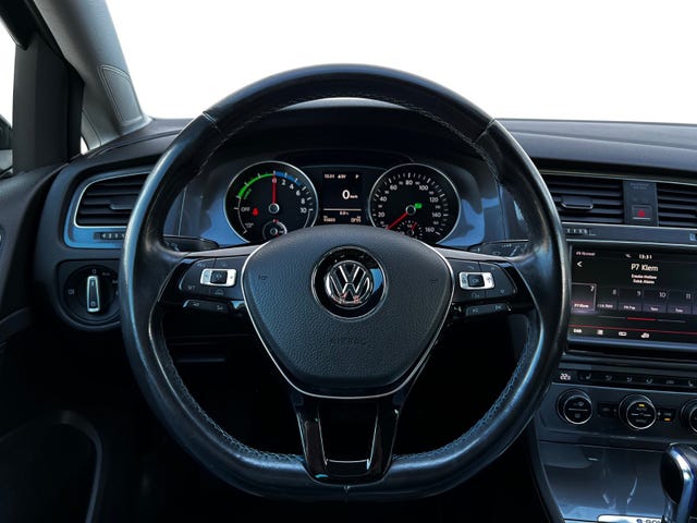 2015 VOLKSWAGEN GOLF - 17