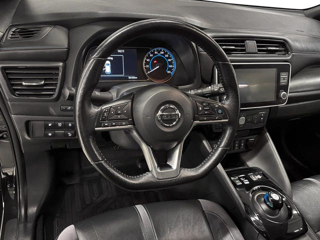 2020 NISSAN LEAF - 8