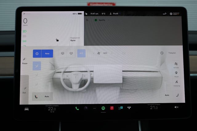 2019 TESLA MODEL 3 - 18
