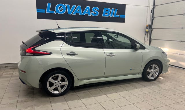 SJNFAAZE1U0034463 2018 NISSAN LEAF-4