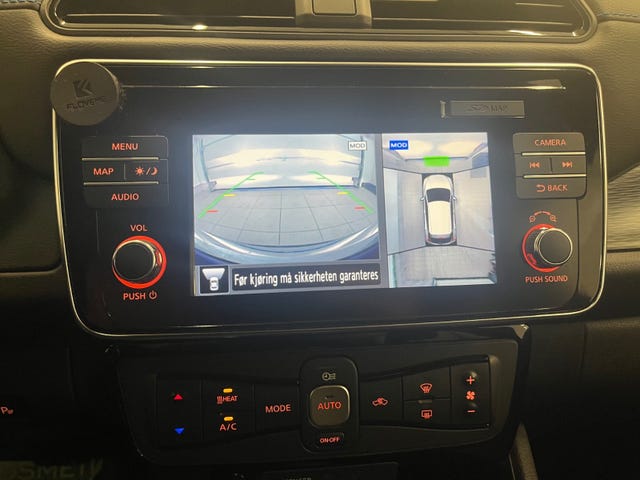 2018 NISSAN LEAF - 12