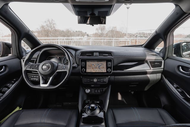 2021 NISSAN LEAF - 12